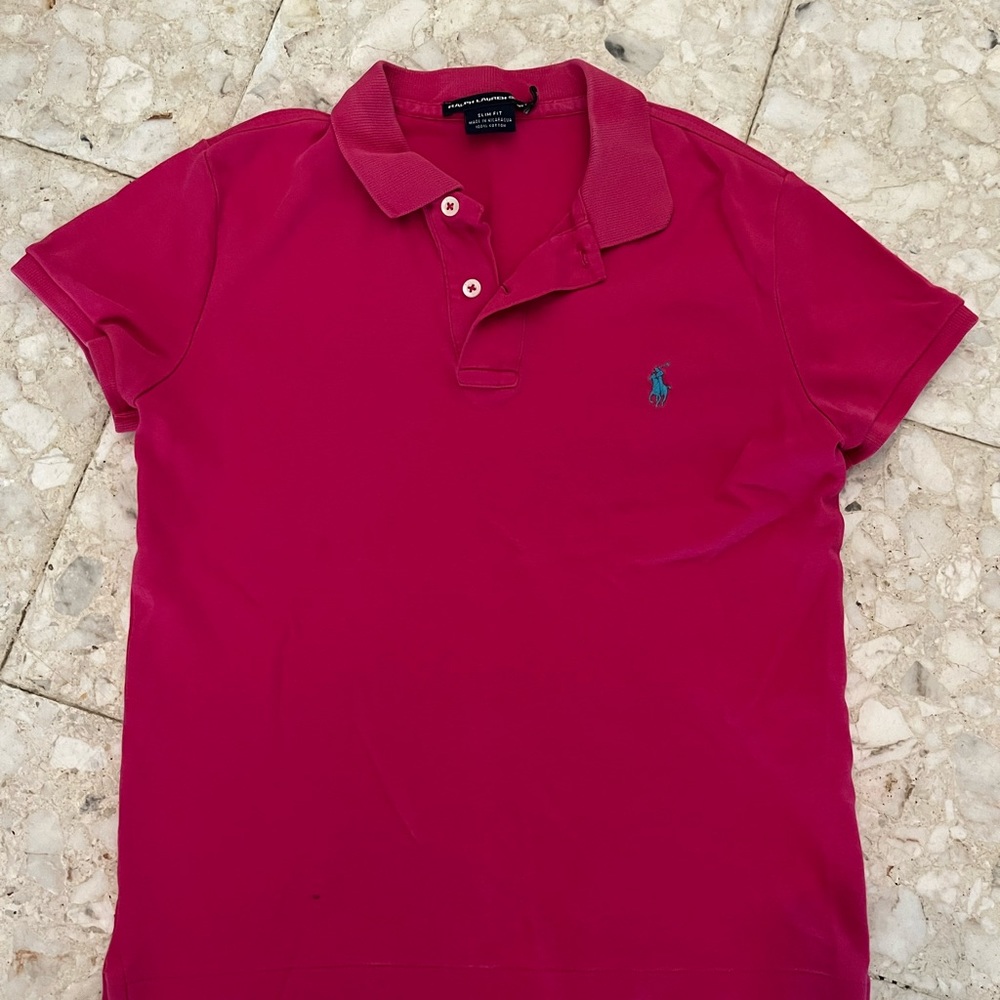 Polo collared shirt (size M)